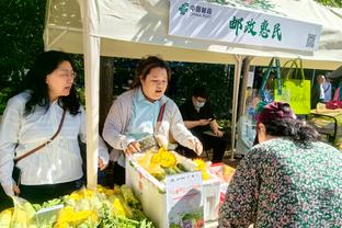 阿德利：伊布是领袖&也不会说太多，但只要他在就会帮助团队